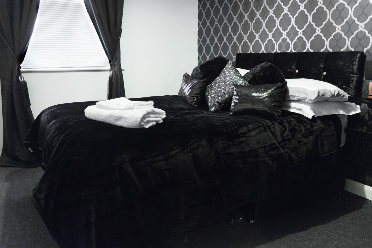 Hullidays - Theatre Side Apartment - Refurbished 2023 キングストン・アポン・ハル エクステリア 写真