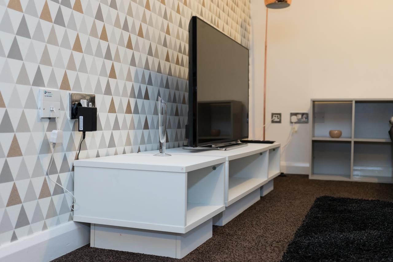 Hullidays - Theatre Side Apartment - Refurbished 2023 キングストン・アポン・ハル エクステリア 写真